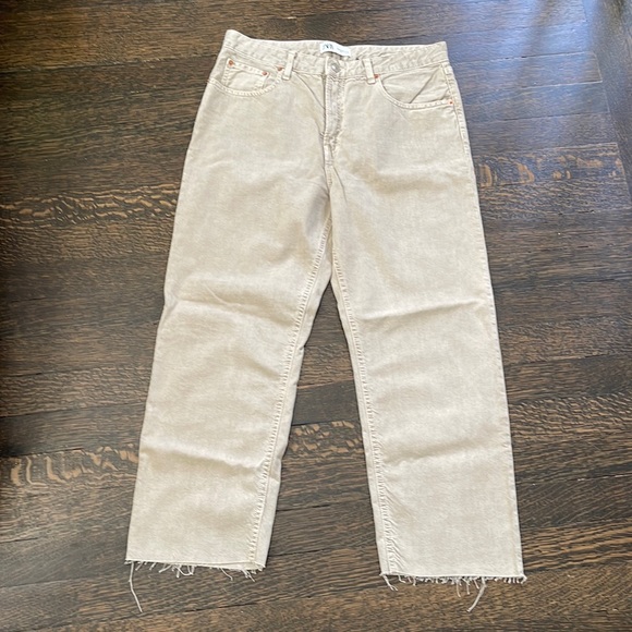 ZARA Beige Jeans - Picture 1 of 6